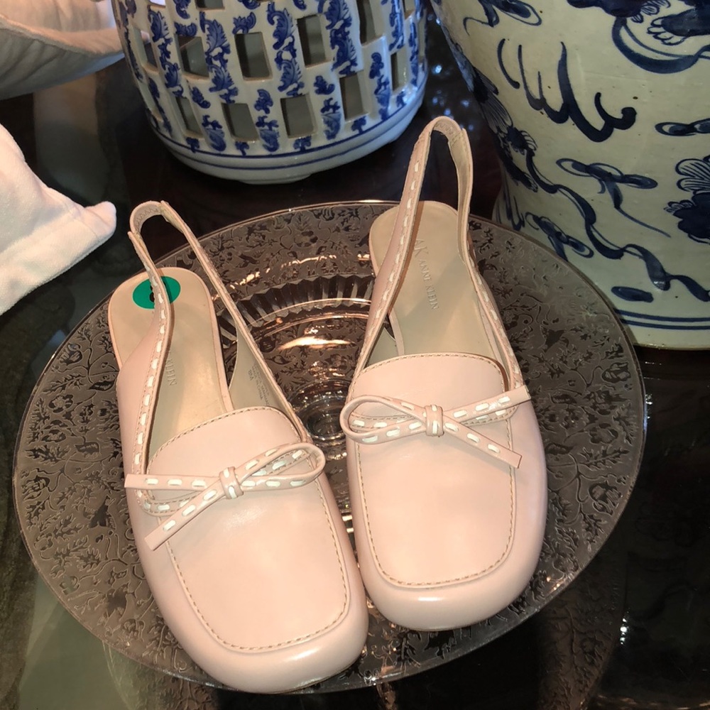 Anne Klein sling back flats